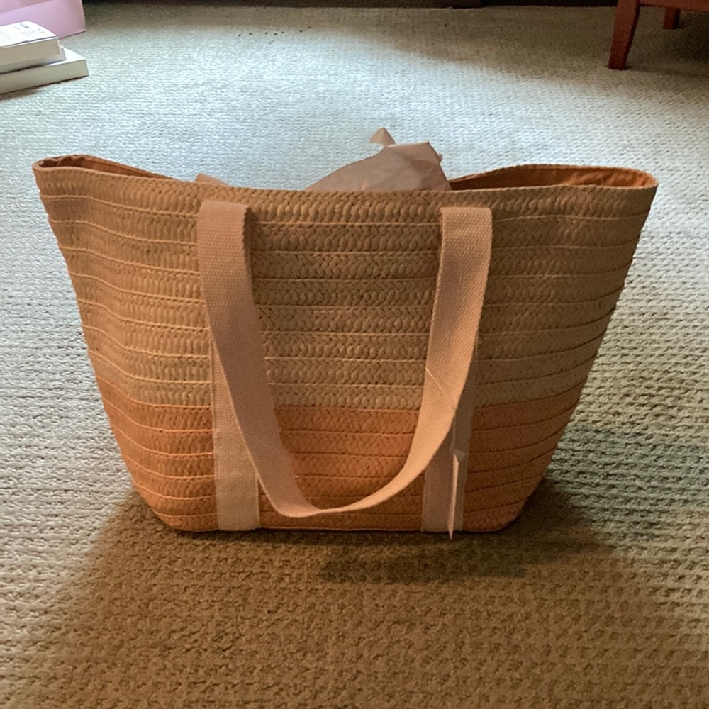 Mia and Tess peach nat woven tote, new with tags